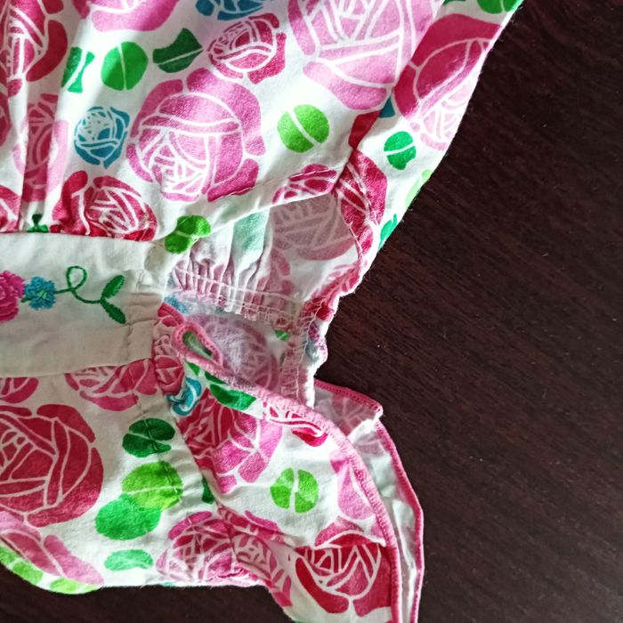 87. Sukienka dla dziewczynki na 3-6 m-cy