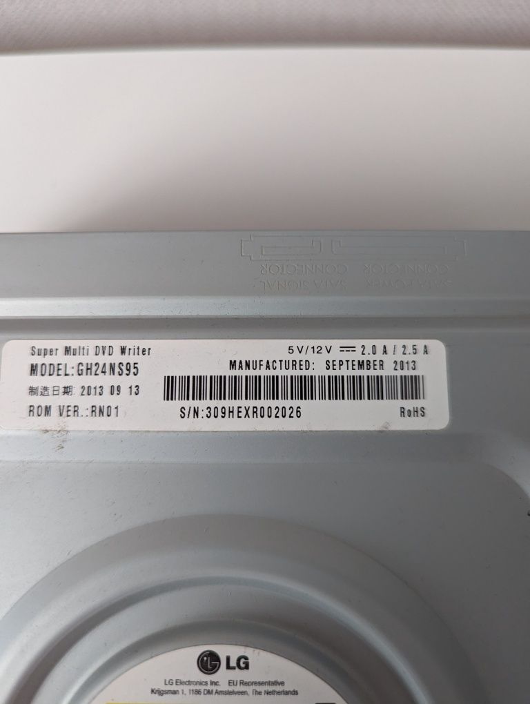 Оптичний привід LG super multi dvd writer gh24ns95