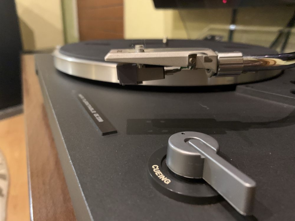 Програвач вінілових платівок CEC (Visionik) HI-FI Turntable