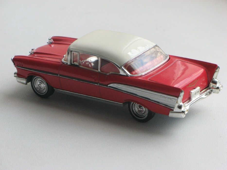 Модель Chevrolet Bel Air, Dinky, 1/43.