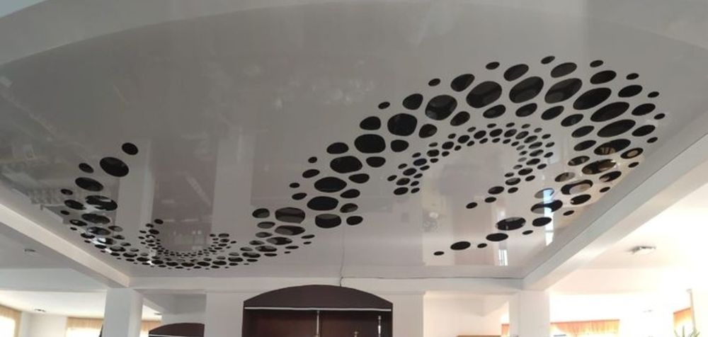 Світлові лінії. Натяжні стелі нового покоління.