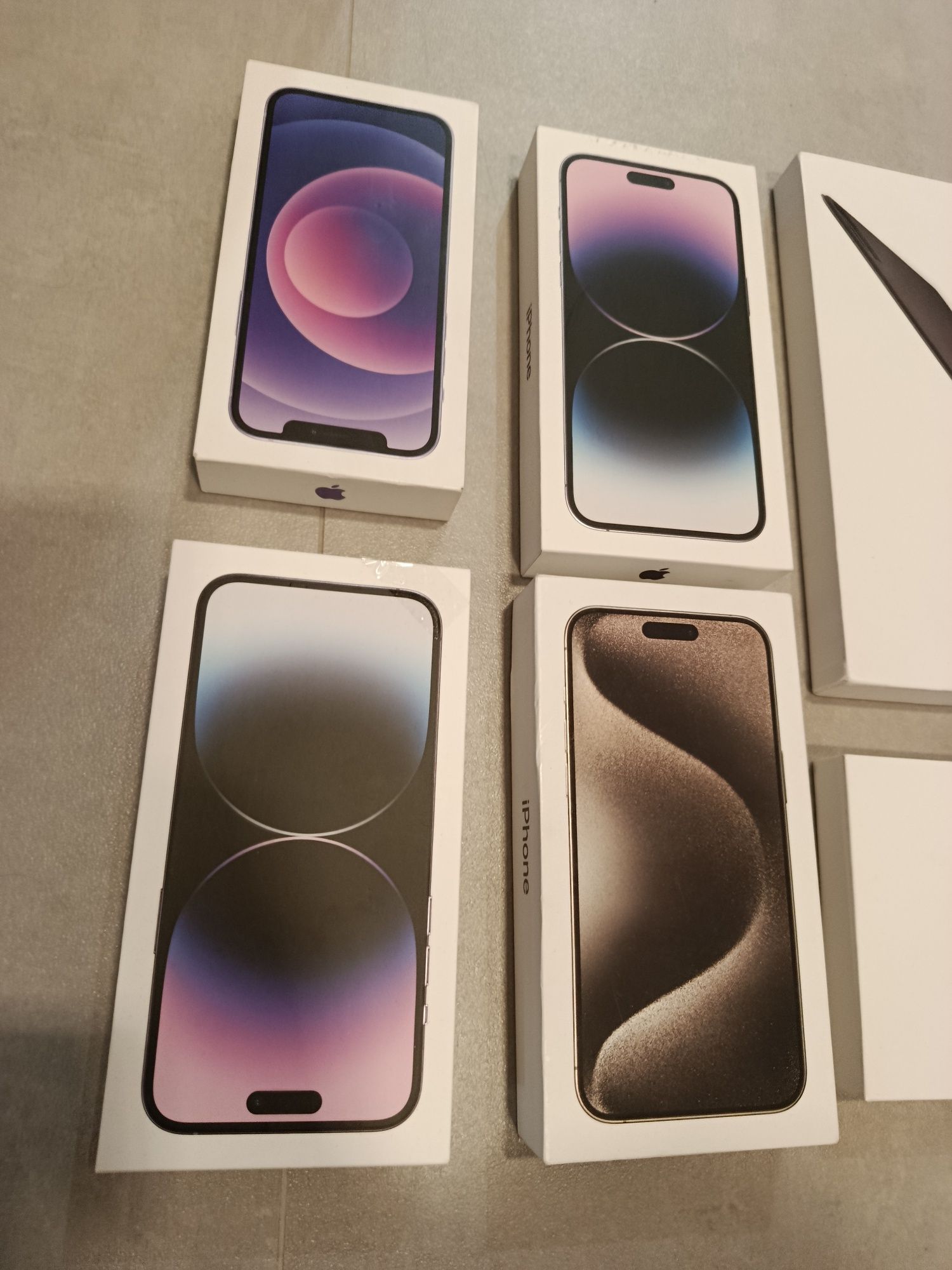 Puste opakowania Iphone Airpods Magic keyboard