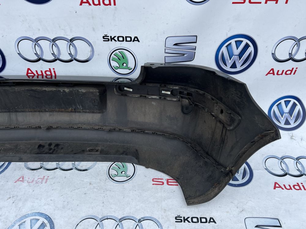 Бампер задній Volkswagen Golf 4 Гольф 4 хечбек