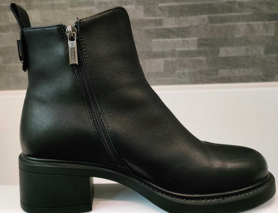 Продам жіночі зимові шкіряні чоботи 41 р