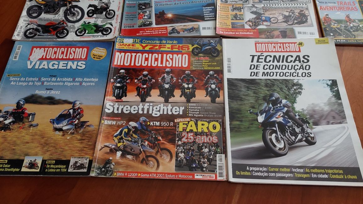 12 Revistas Motociclismo/ Moto Jornal (catalogos,roteiros viagens,etc)