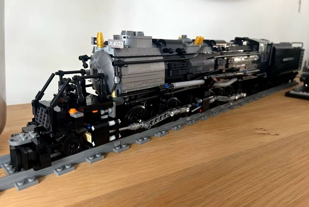 Конструктор паровоз 1608шт локомотив поезд ( Совместим с LEGO 59005 )