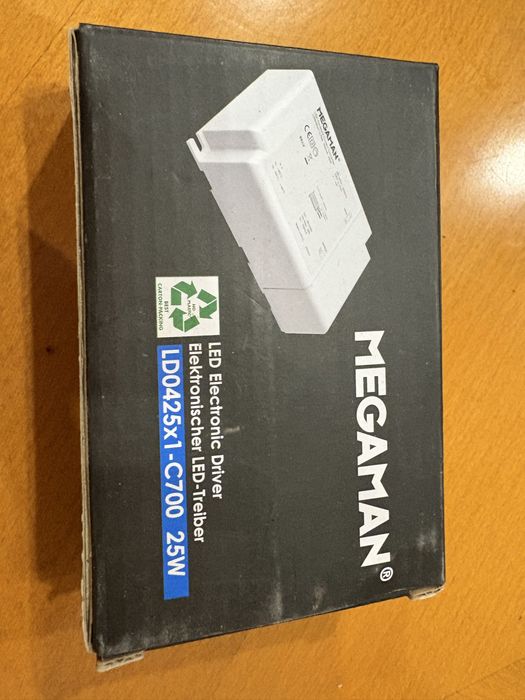halogen i zasilacz megaman