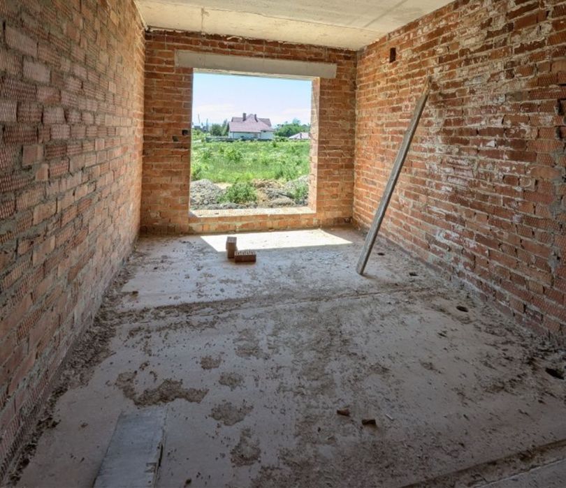 Якісний дуплекс зі зручною  локацією та асфальнованим підїздом