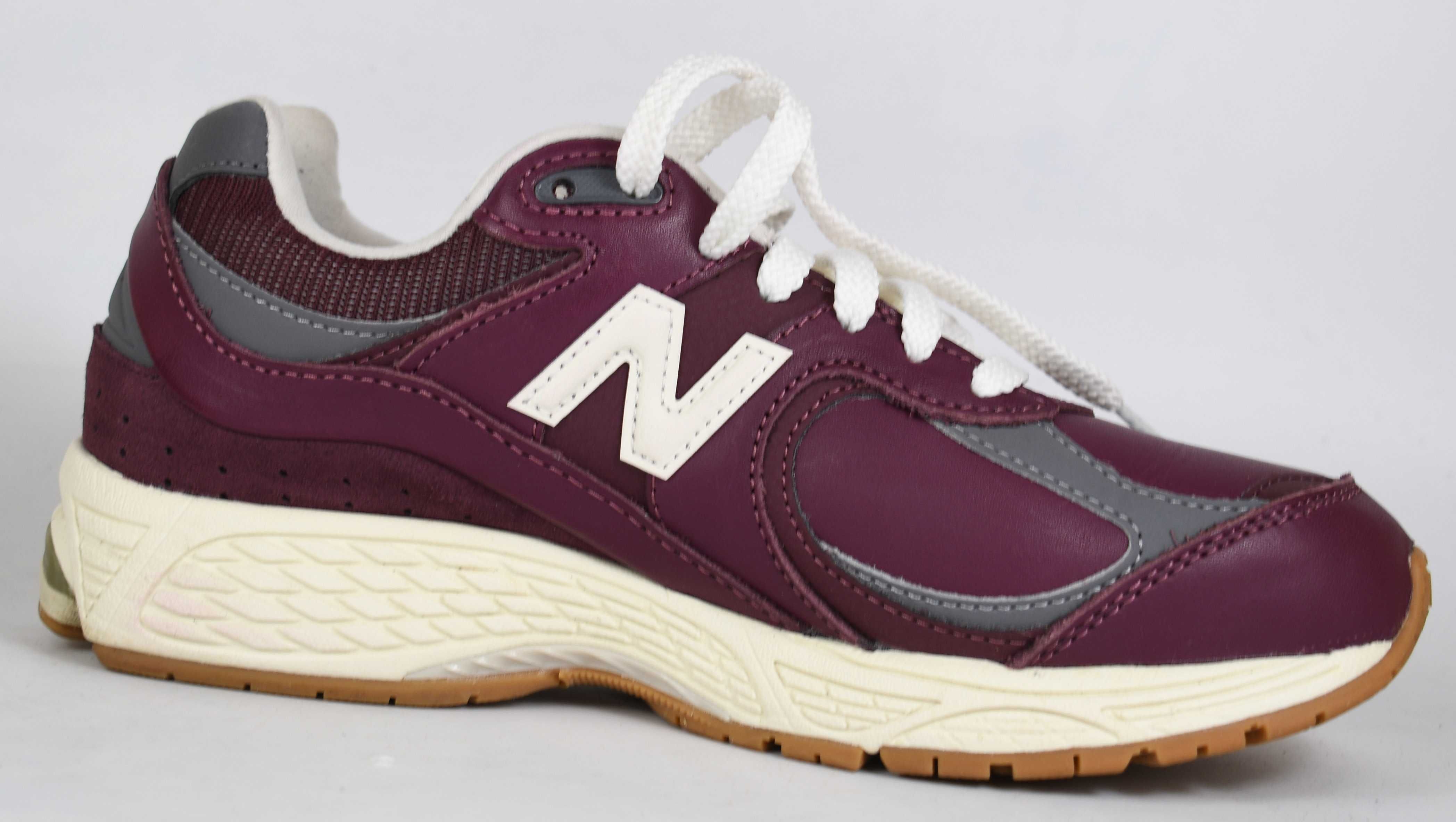 Jak nowe Buty New Balance M2002RVH roz. 38,5