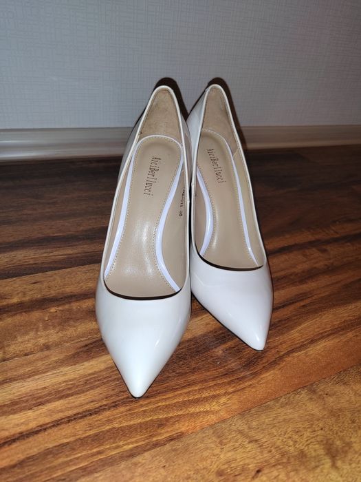 Туфли женские кожаные Aici berlucci