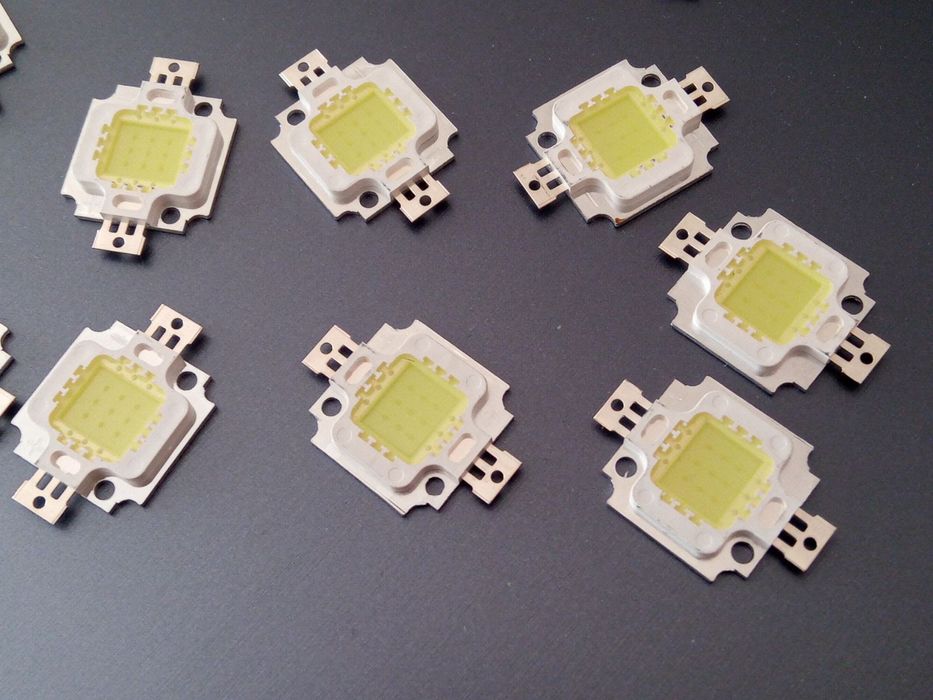 Светодиод 3.6 вольт 10 шт. Олх доставка