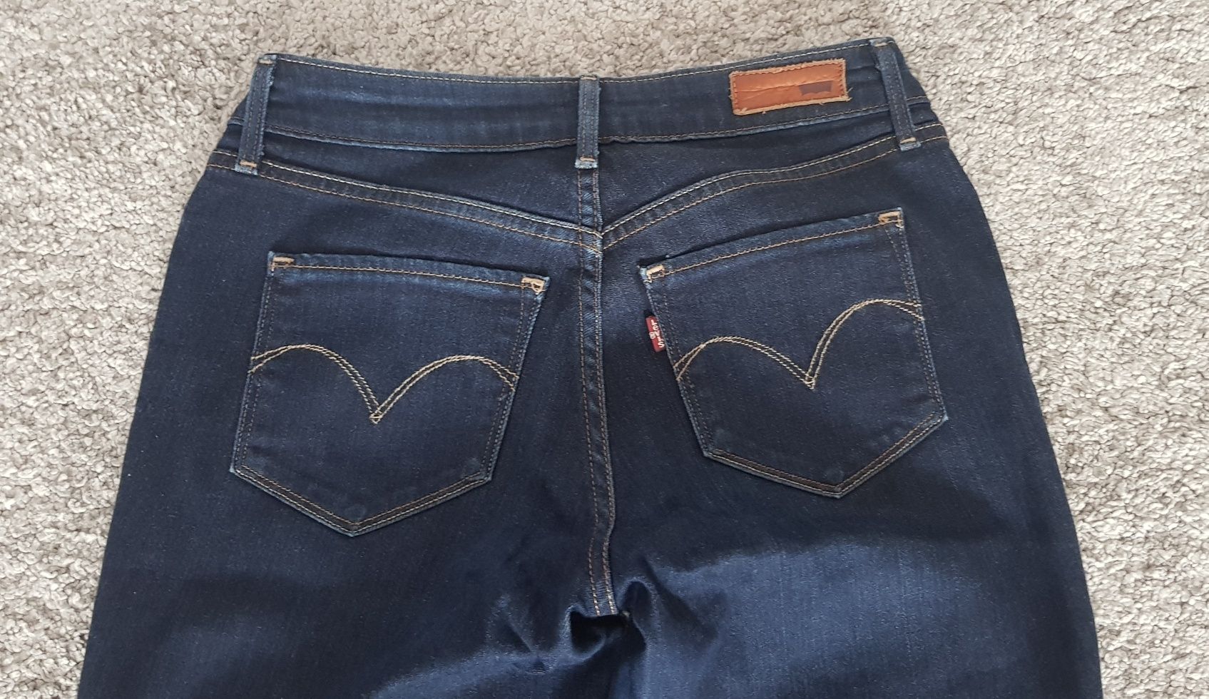 Spodnie jeansy Levis Bold Curve W26 L32