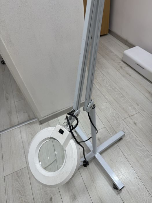 Lampa Oświetlenie robocze - lampy do manicure i pedicure