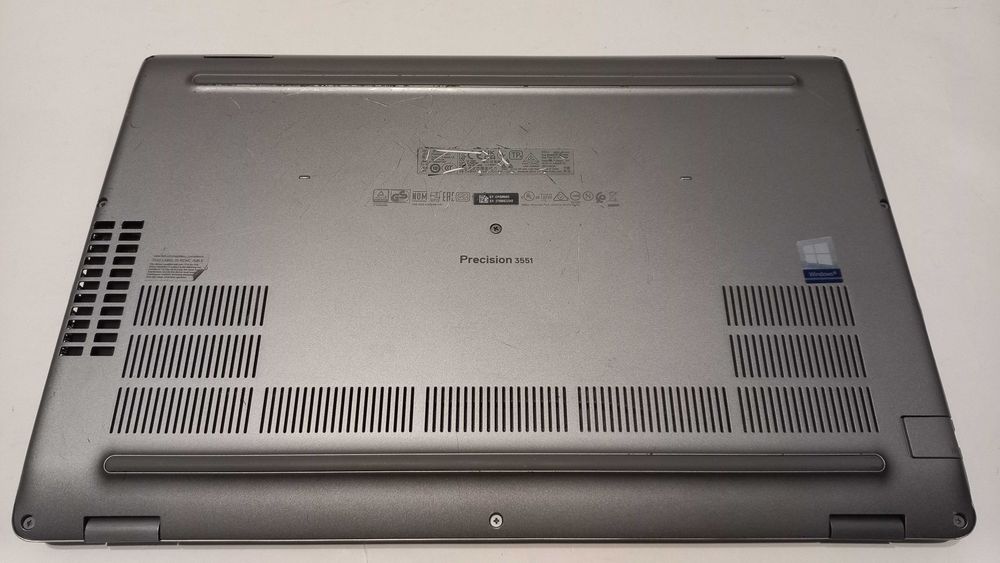 Dell Precision 3551/i5-10400H/FHD IPS/16 DDR4/512 nvme/Quadro P620 4Gb