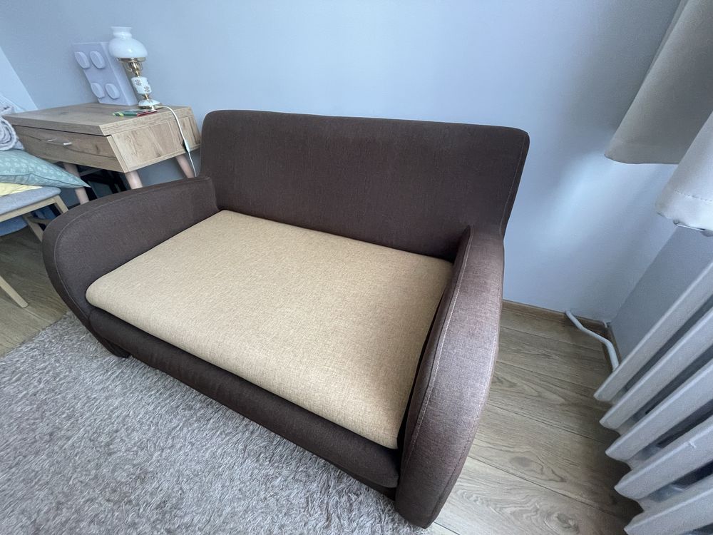 Sofa 2 osobowa z pojemnikiem