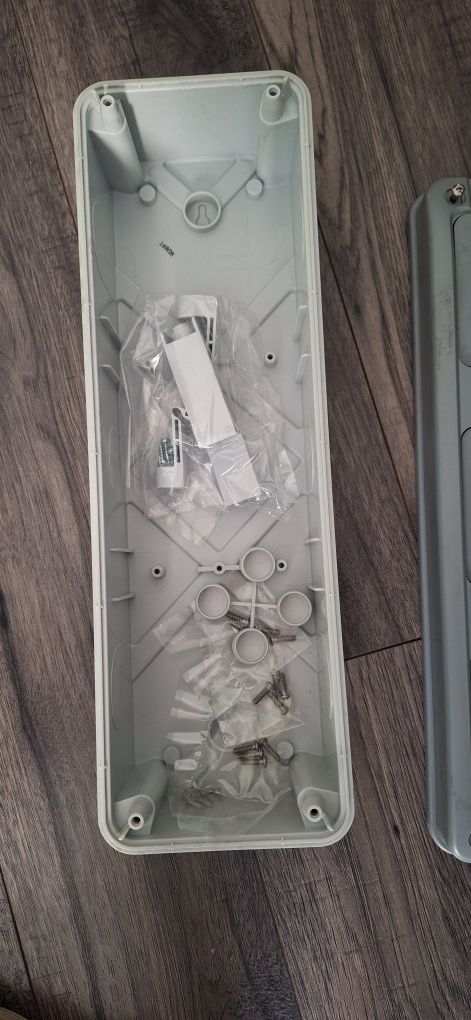 Kaseta do rozdzielnica legrand plexo RN85