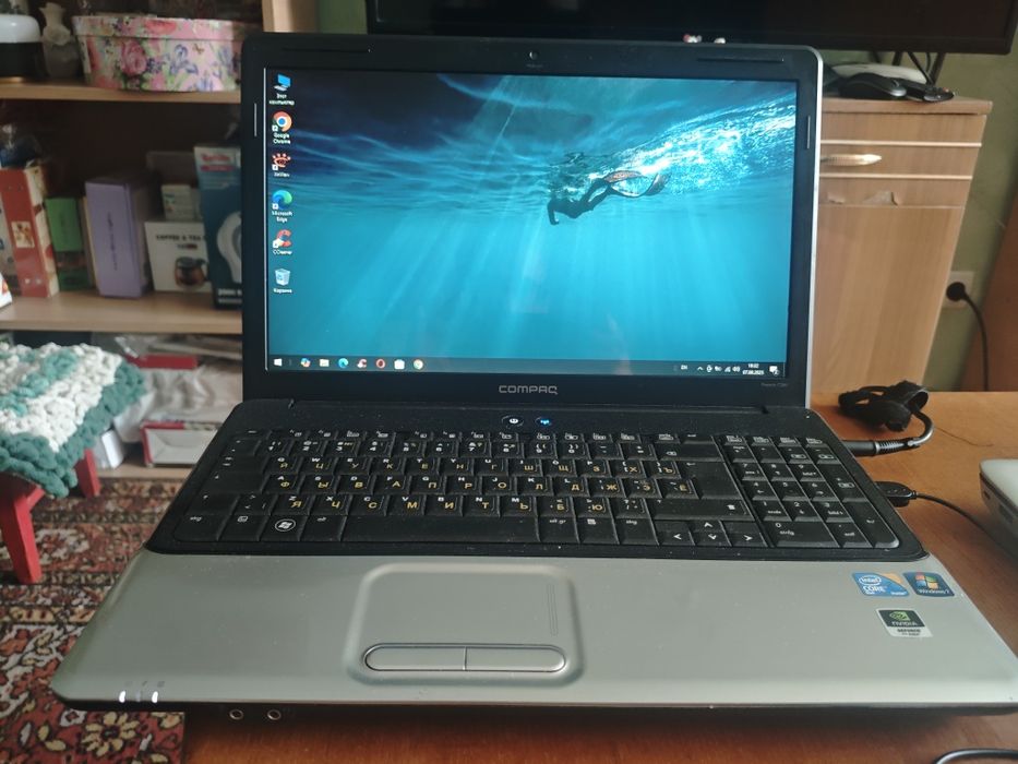 Ноутбук HP Compaq cq61