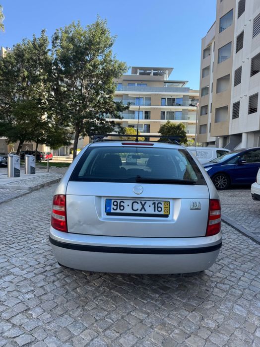 Skoda Fabia break 1.2 gasolina 64 cv único dono ( 135.600 km )