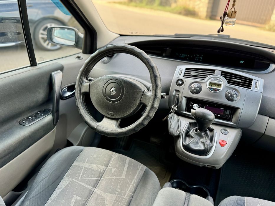 Продам renault scenic 2.0 avtomat