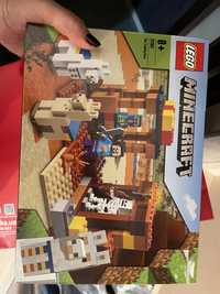 Конструктор Lego Minecraft the trading post Новый