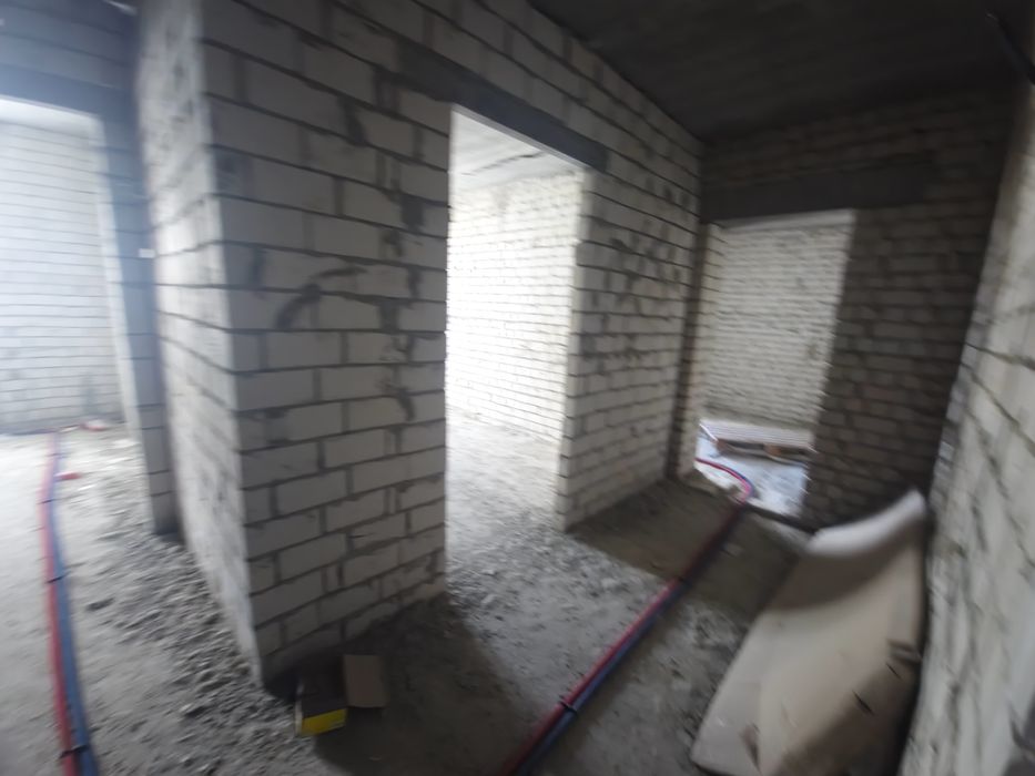 Новострой ЖК Мира-3 в продаже 2 ком квартира дом с коммуникациями .L