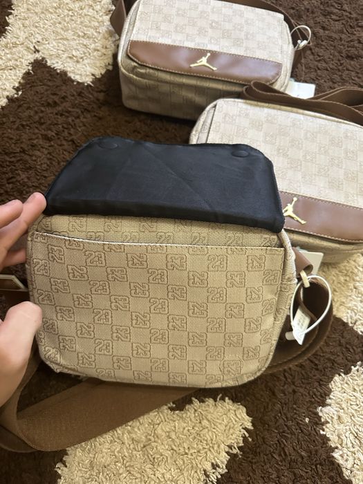Сумка Air Jordan Monogram Crossbody | Nike, найк, джордан месенджер