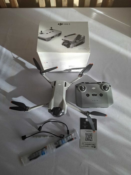 Dron DJI MINI 3 używany 3-4 godziny