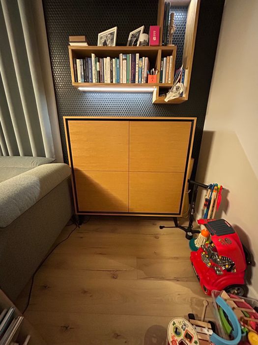 Szafka RTV Dąb olejowany + czarne wykończenie