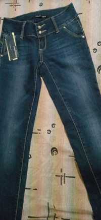 Женские джинсы размер W27L34