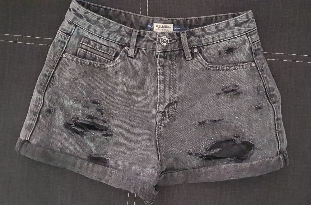 Calções curtos Stradivarius e Pull&Bear