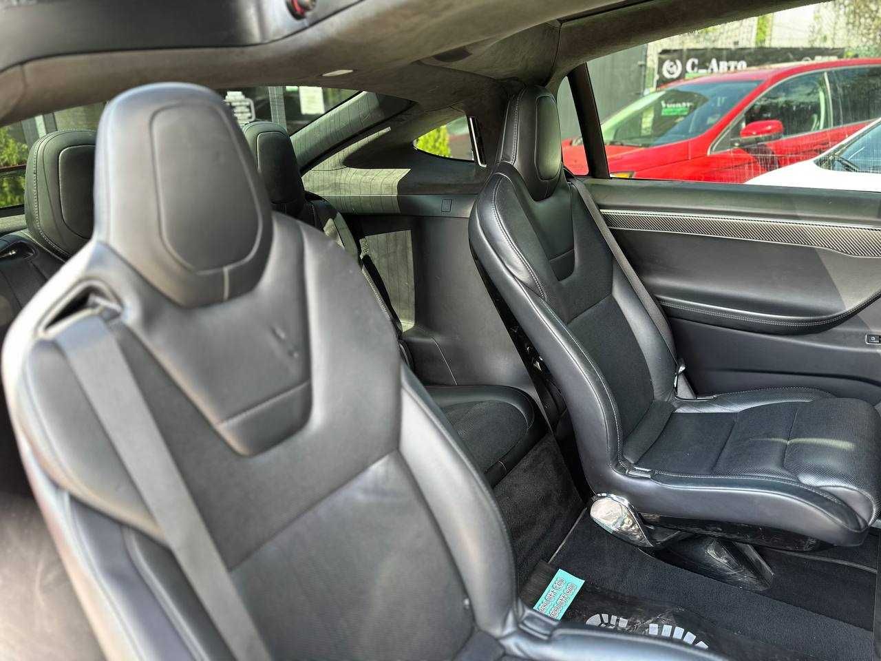 Tesla Model X 75D 75 kWh Dual Motor в кредит без авансу!