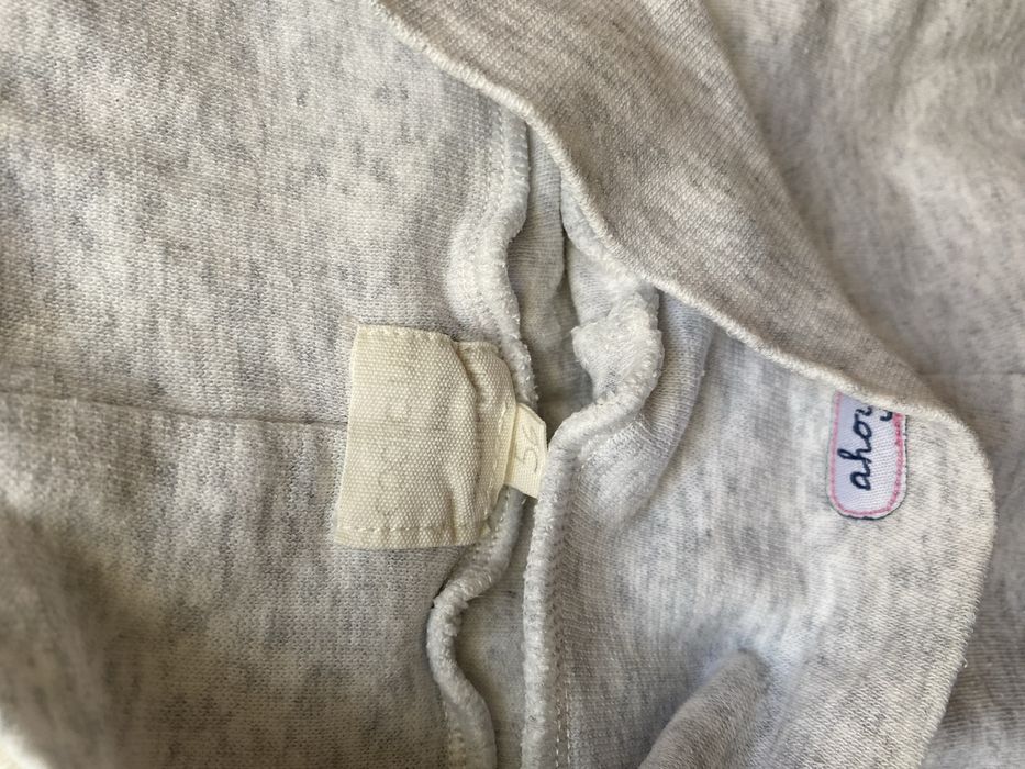 Komplet niemowlęcy zestaw kaftanik i spodnie