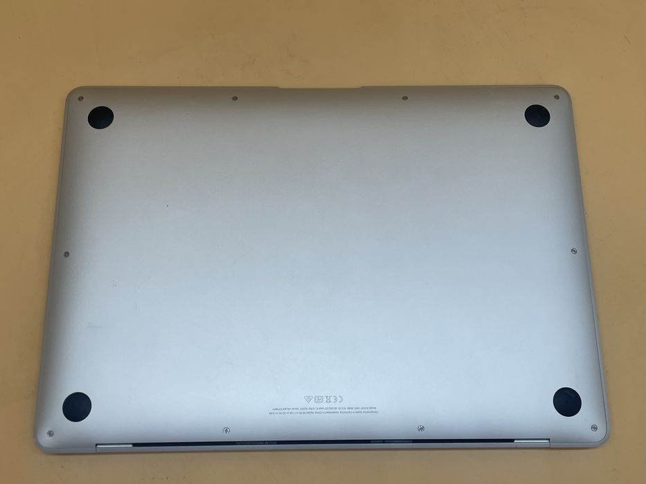 Macbook air 2020 m1 256 8gb