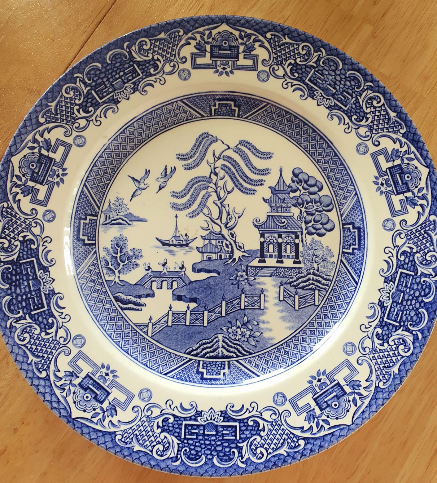 Тарілка OLD WIllOW  
English Ironstone