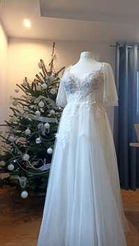 Suknia ślubna Bossanova 2023, aplikacje 3D