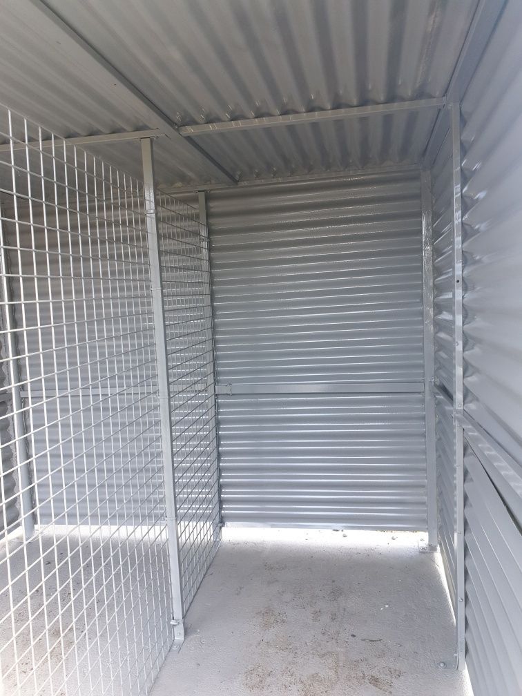 Faço portões em galvanizado
