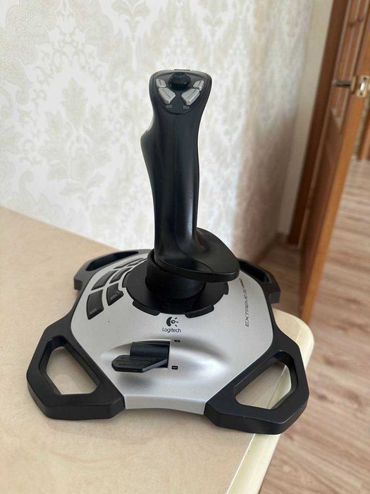 Logitech Extreme 3D Pro