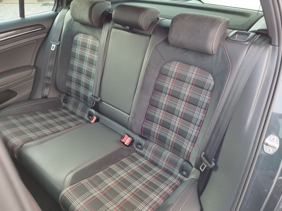 VW GOLF 7 GTI Performance