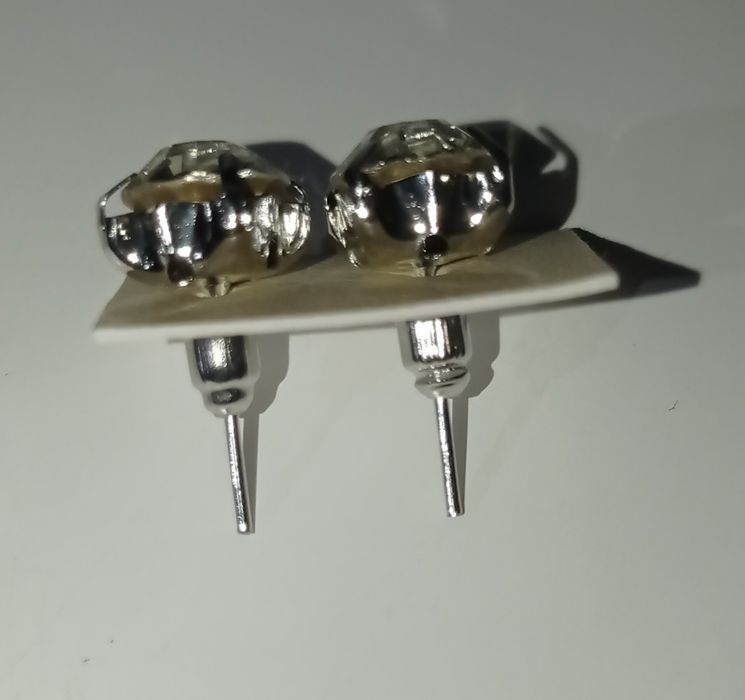 Nowe kolczyki srebrne duże diamenciki ze stali nierdzewnej wkrętki