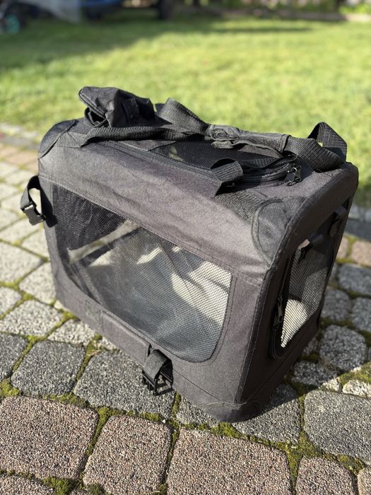 Zestaw transporterek, kuweta, smycz, obroża