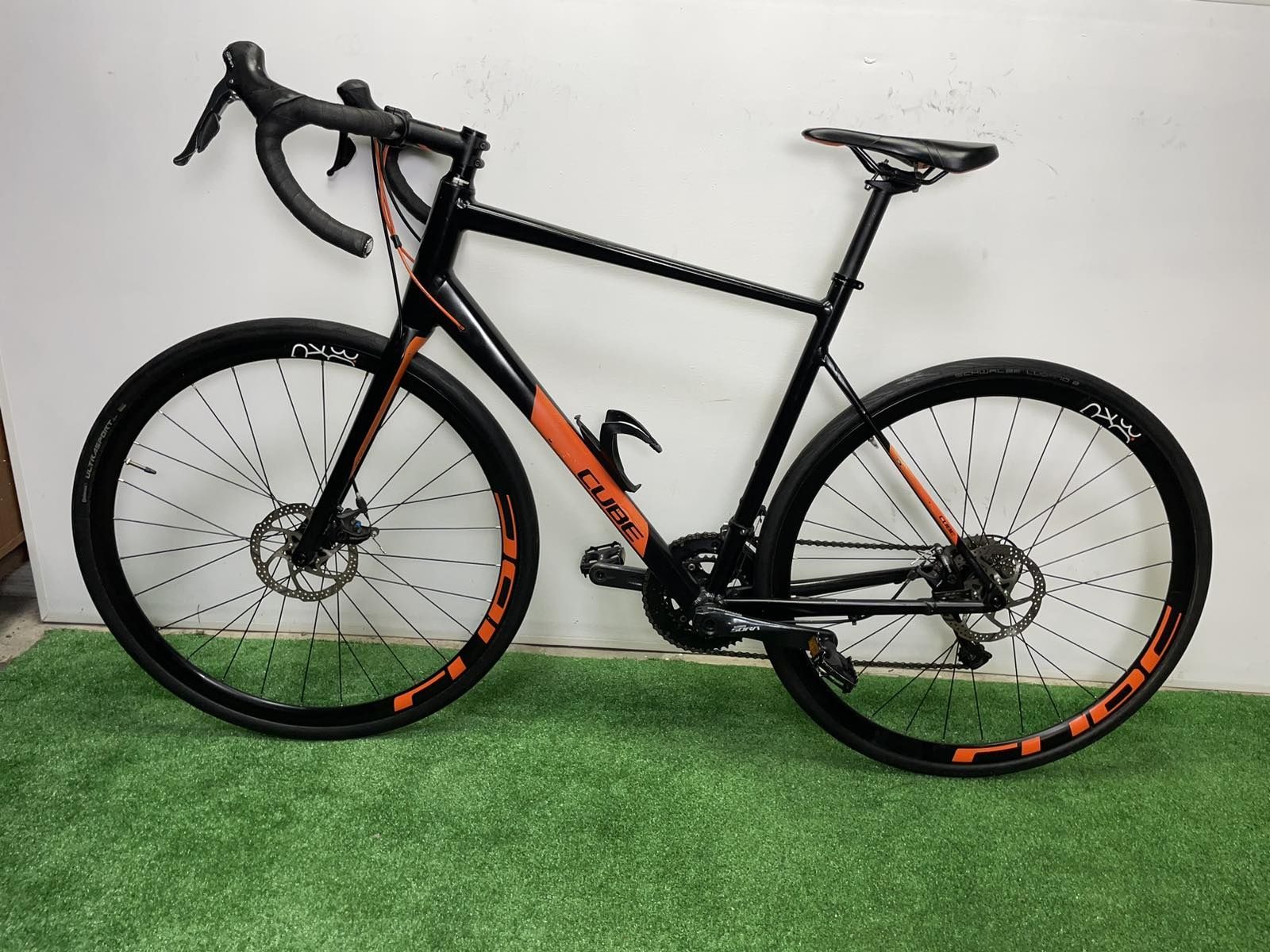 Велосипед шосейний Cube Attain Pro HPA 28"