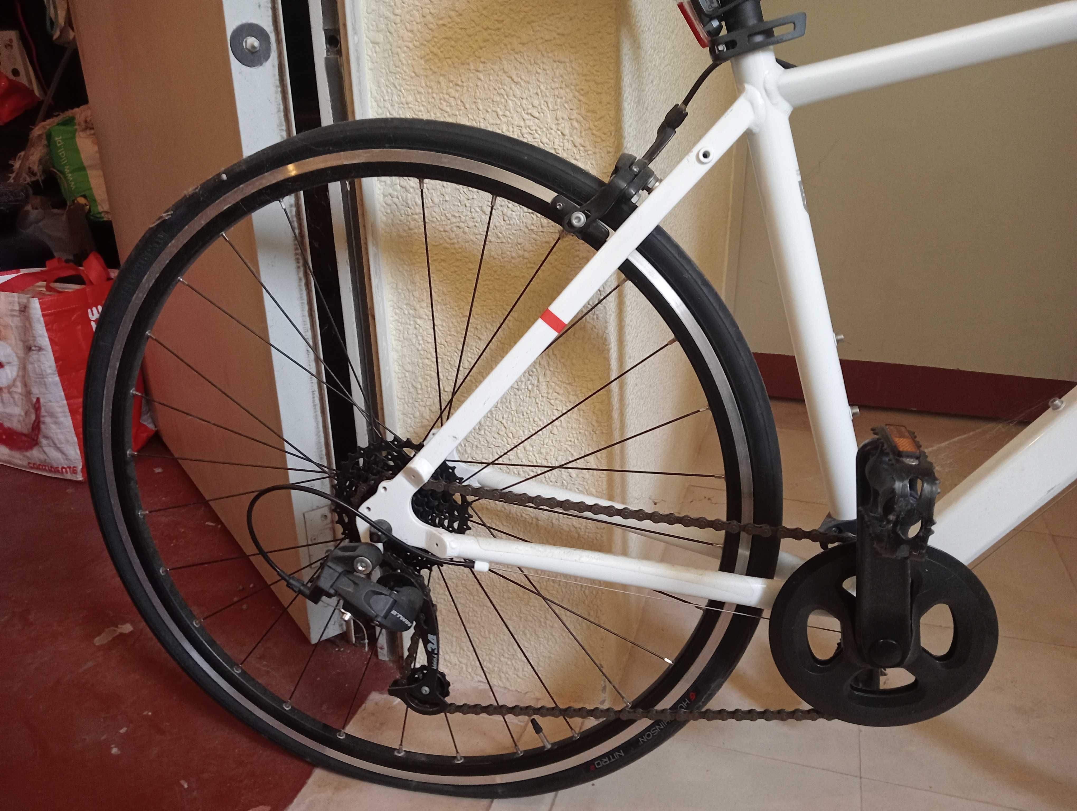 Bicicleta TRIBAN - Road Cycling