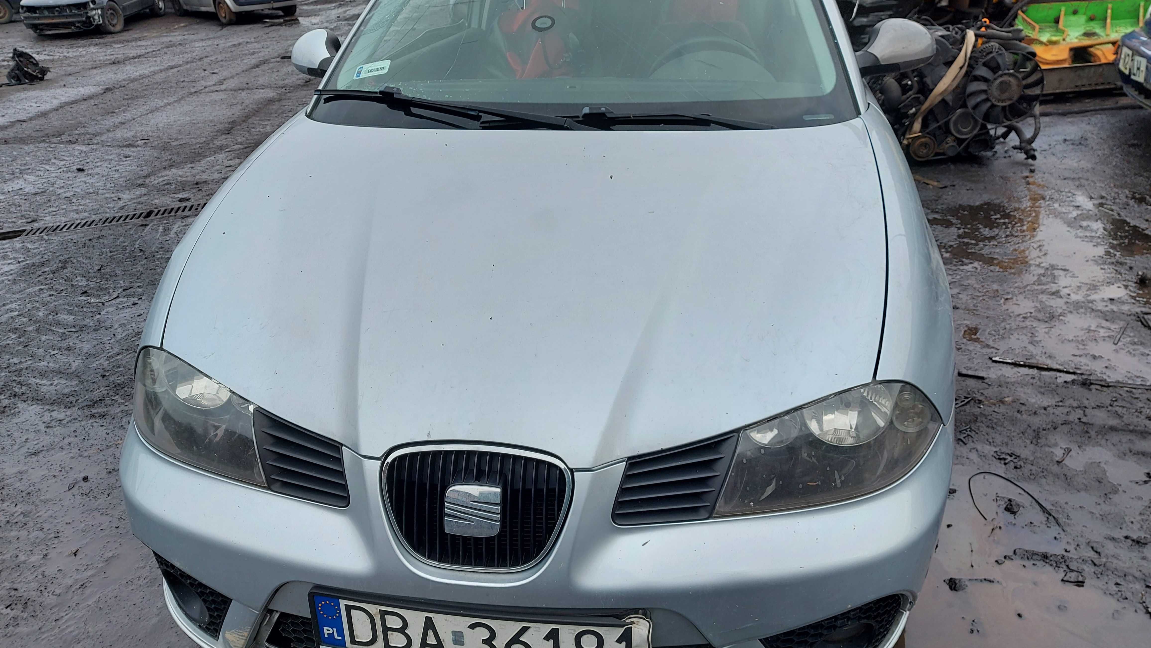 Seat Ibiza III Lift LS7Y maska przednia srebrna FV części/dostawa