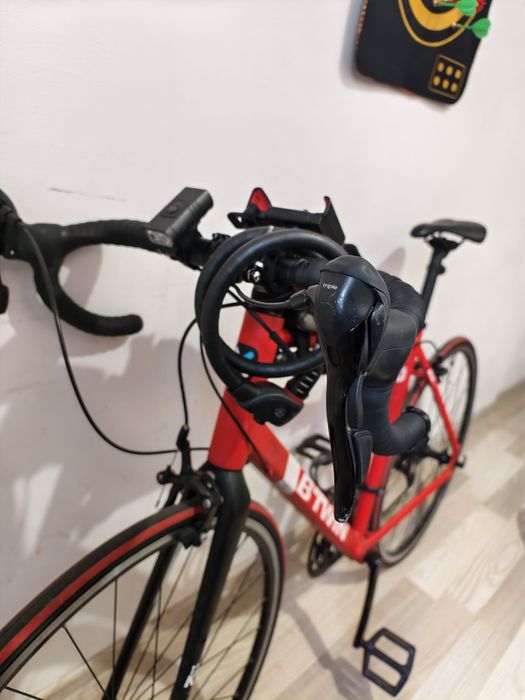 Велосипед Btwin triban с карбоновой вилкой