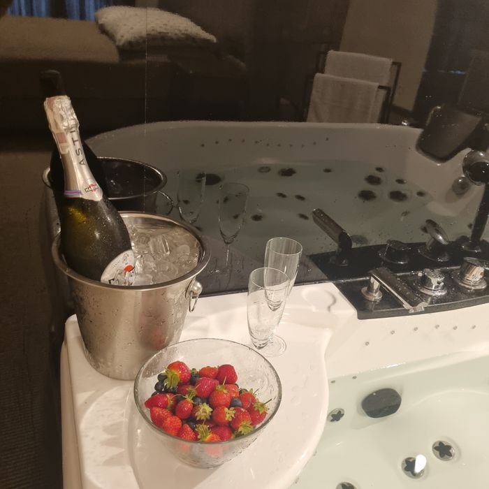 Wynajmę apartament z jackuzzi oraz sauną