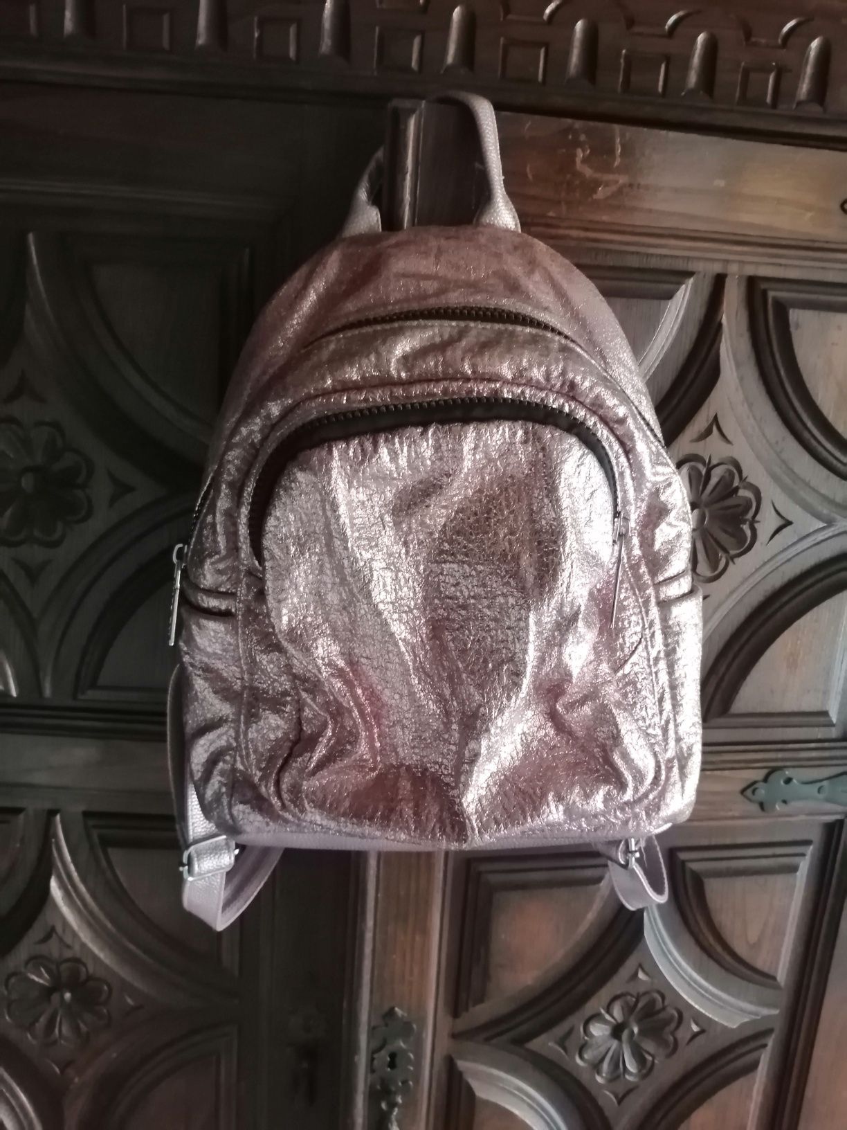 Mochila cor rosa brilhante