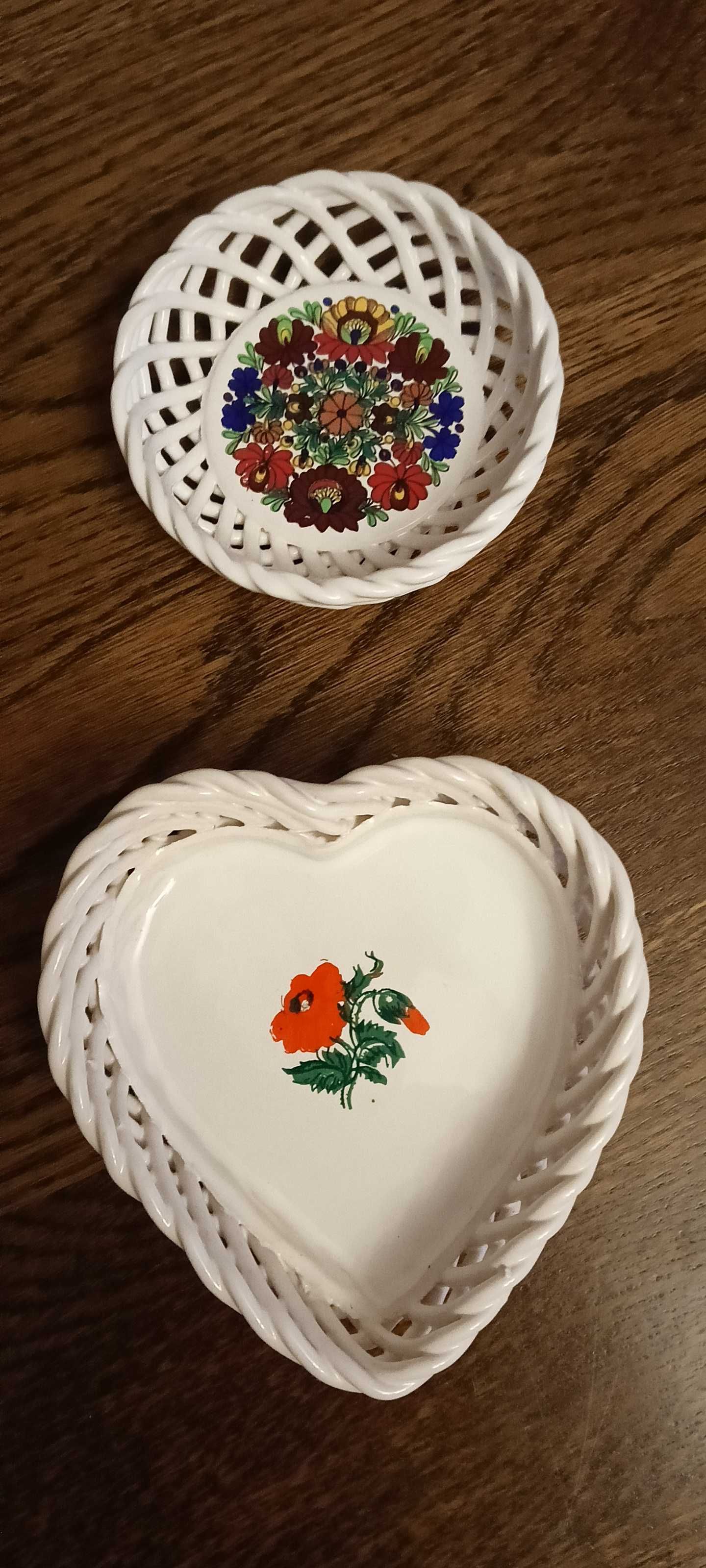 Dwa koszyczki ceramiczne
