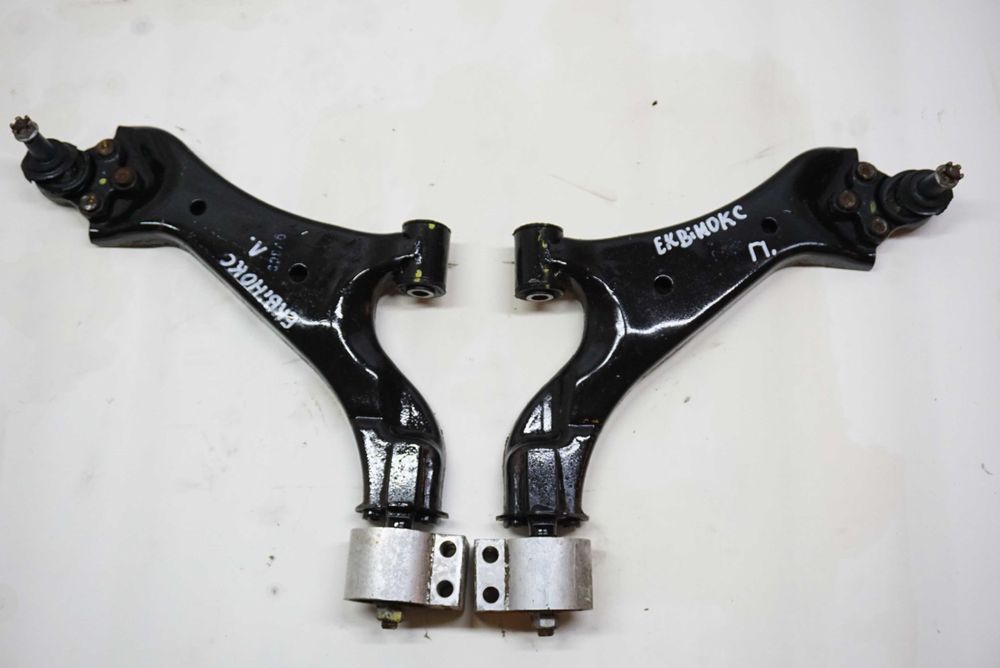 Ричаг важіль передній Chevrolet Equinox Шевроле Еквінокс2.4(2010-2016)