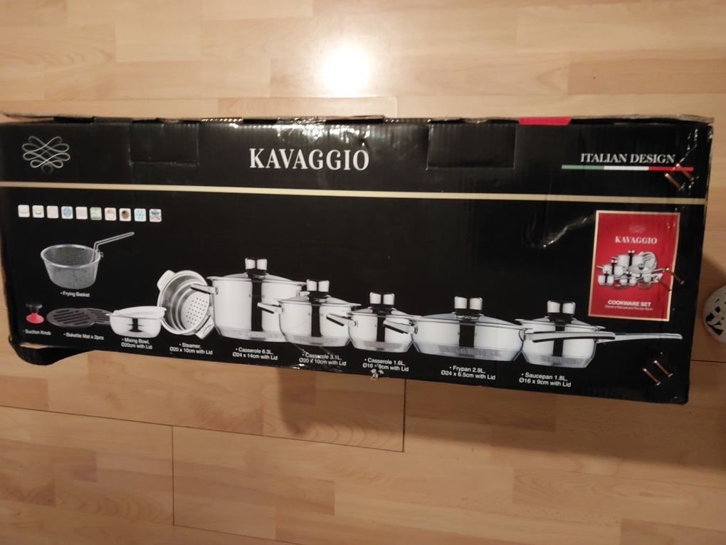 Nowy komplet Kavaggio: garnki, pokrywki, inne elementy na gaz,indukcję