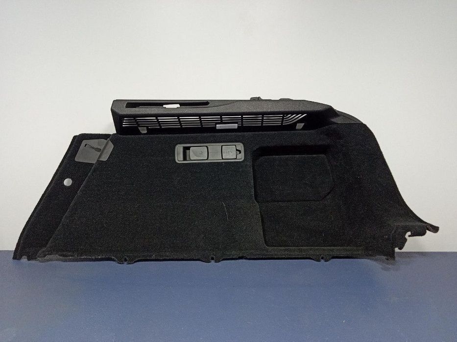 BMW X6 G06 TAPICERKA BAGAŻNIKA PRAWA BOCZEK 7952280